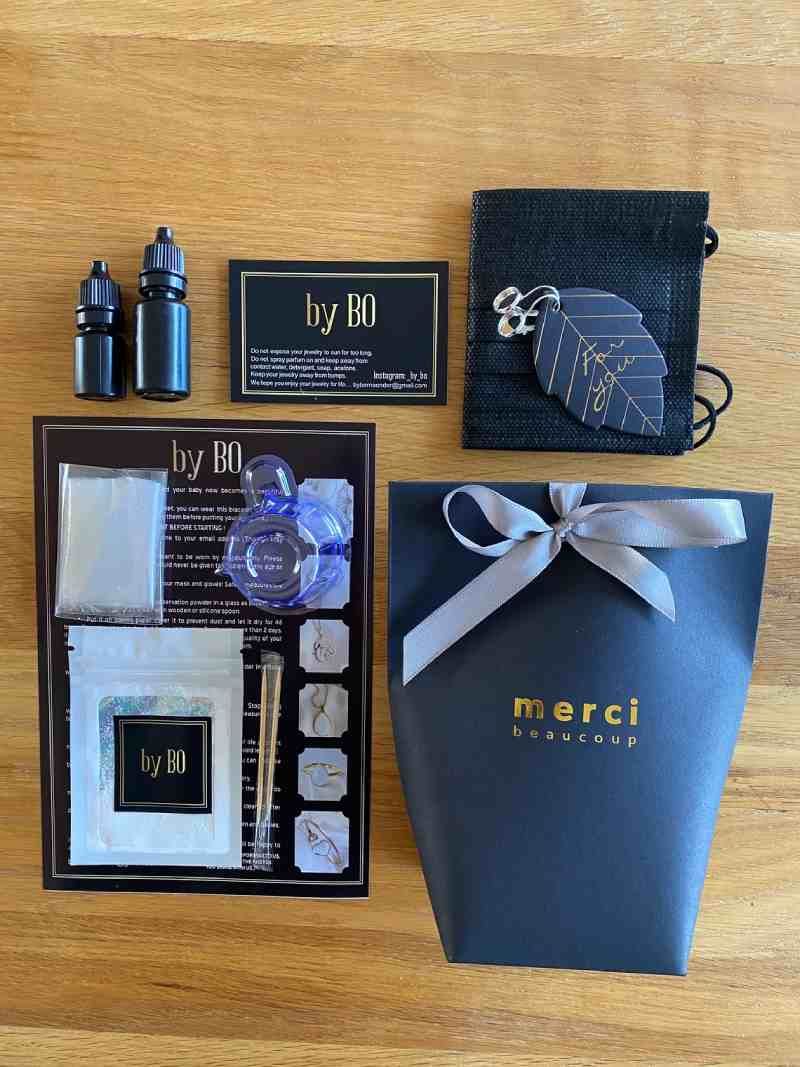 Kit para hacer joyas con leche materna