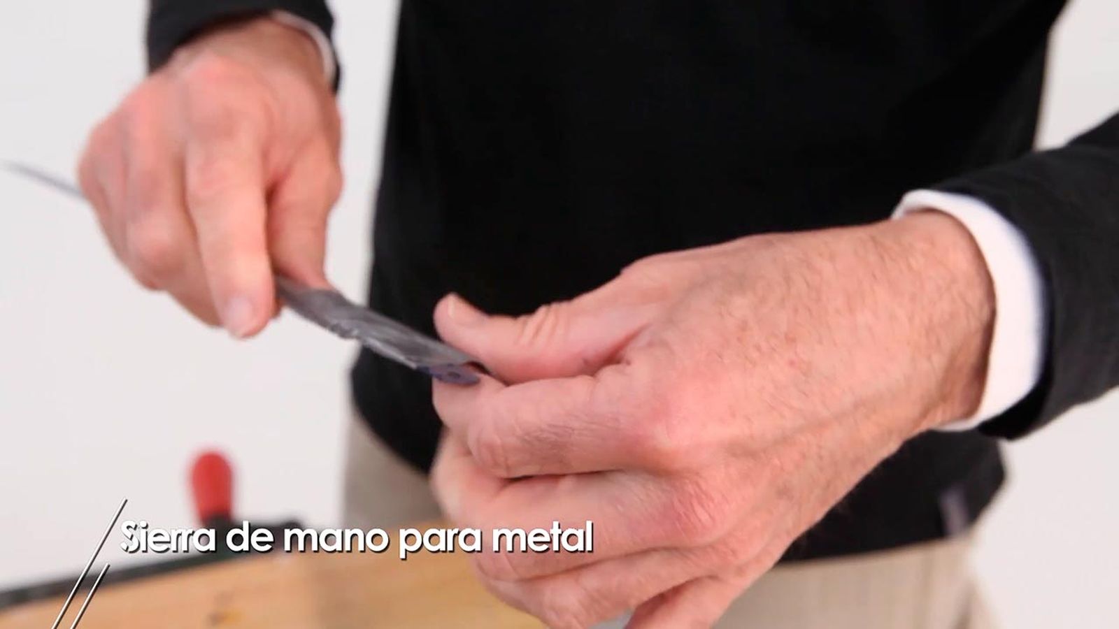 Sierra de mano para metal paso 7