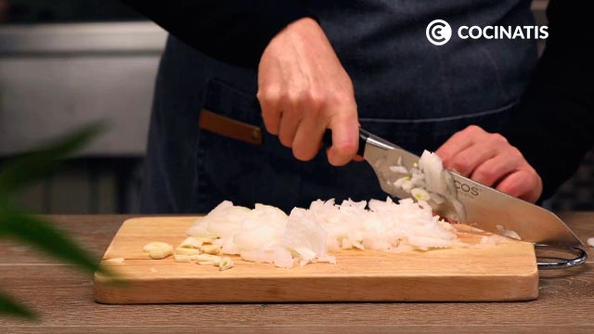 Receta de arroz con chorizo al horno  paso 1