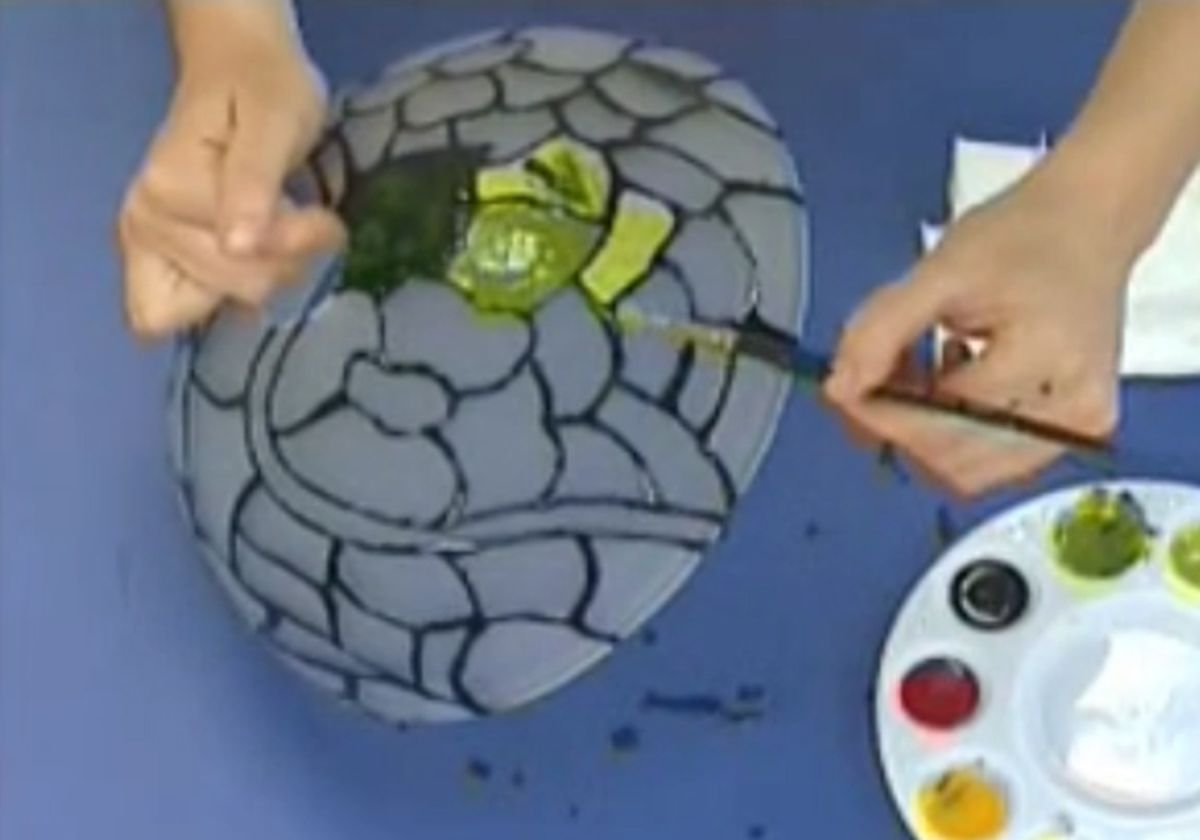 Cómo hacer una lámpara de estilo Tiffany paso 5