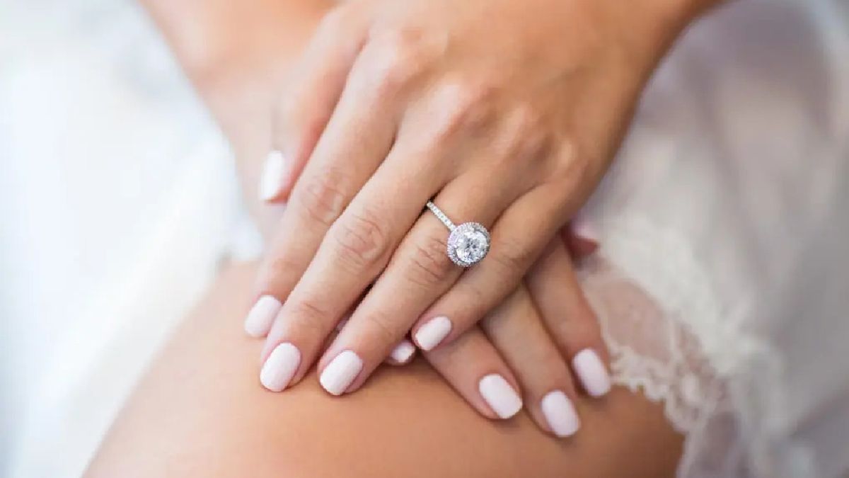 Uñas para novias elegantes