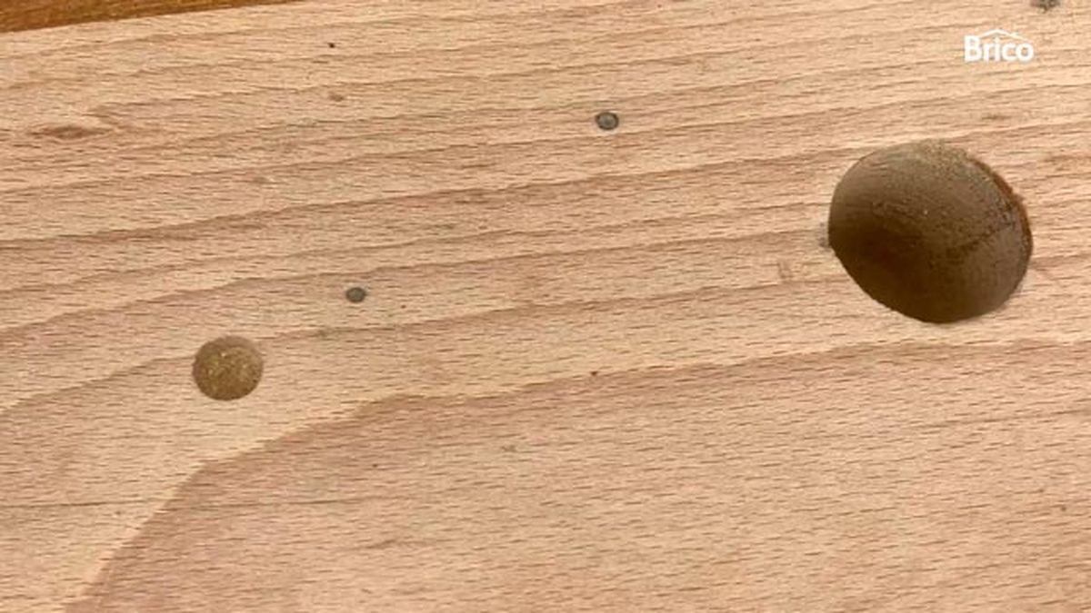 Como arreglar una mesa o banco de trabajo paso 4