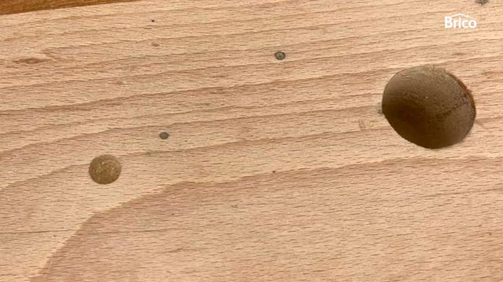 Como arreglar una mesa o banco de trabajo paso 4