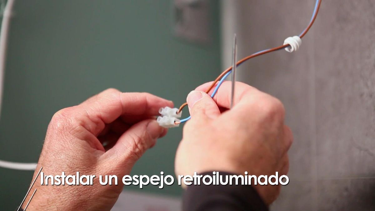 Colocar un espejo retroiluminado en el baño paso 4