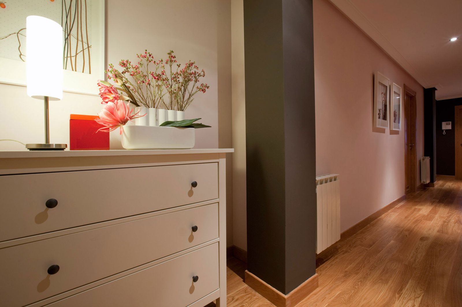 hall moderno luminoso 2