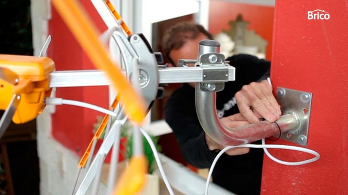 Cable de antena plano paso 6