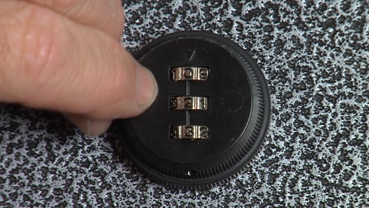 Cerradura de combinación para buzón paso 6