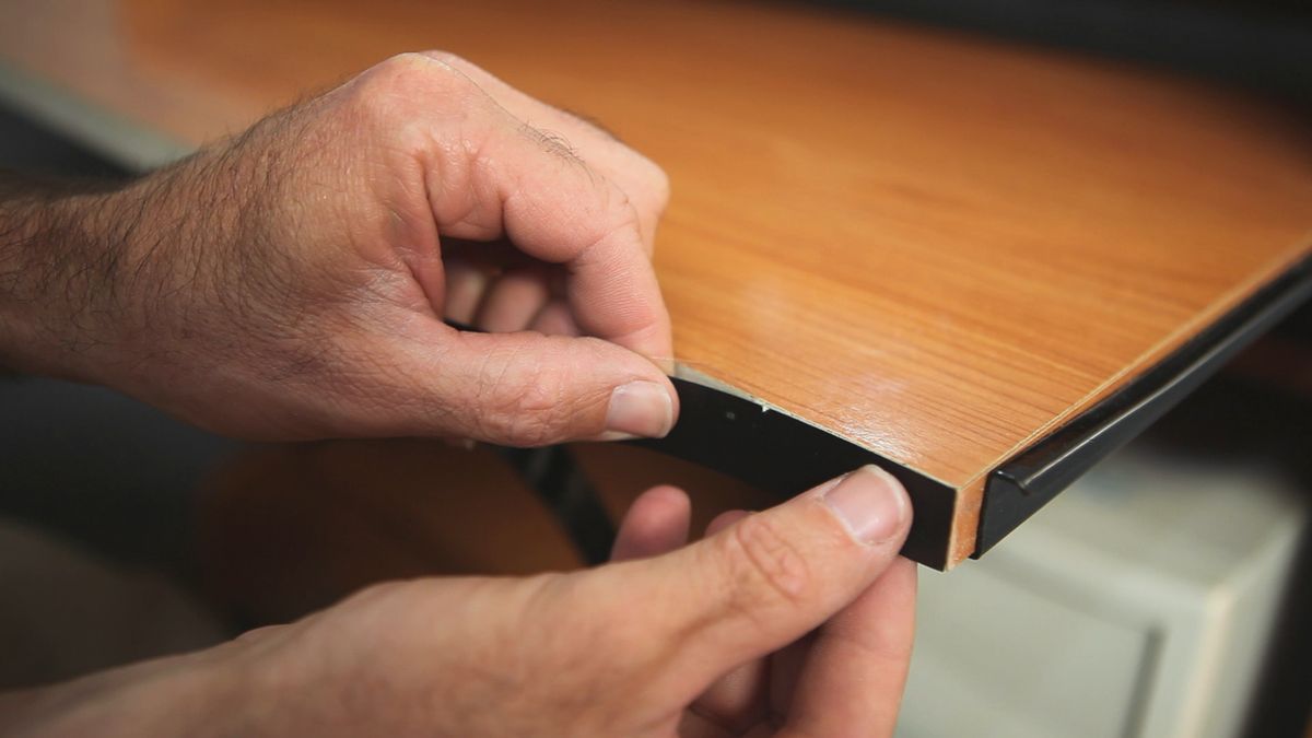 Arreglar el canto de un escritorio paso 5