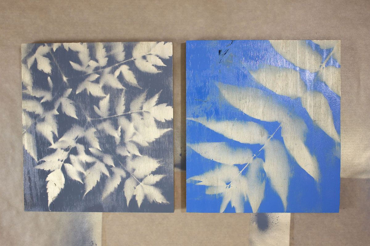 Cómo hacer cuadros con hojas y pintura paso 6