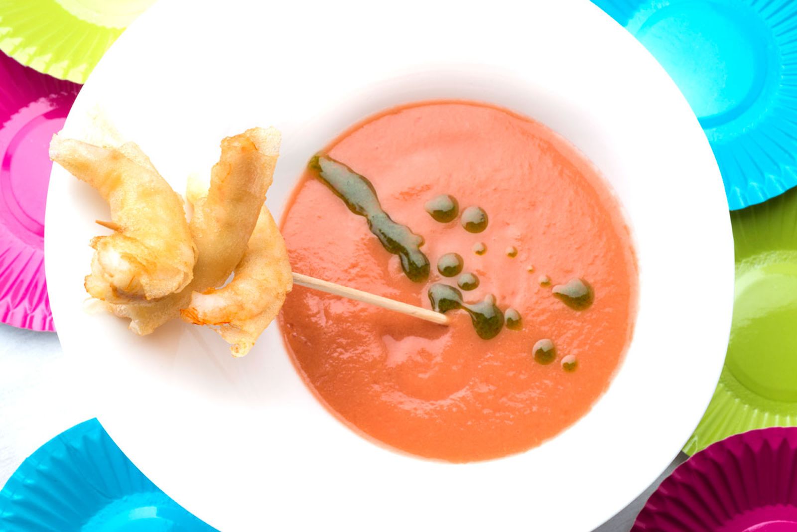 karl5023 408 Crema de tomate y aguacate con gambas crujientes xl