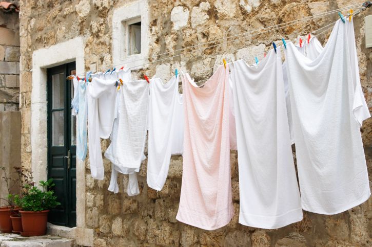 Lavar la ropa blanca