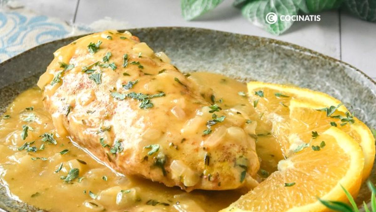 Pechuga de pollo con salsa de naranja