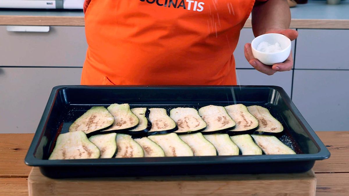 Receta de canelones veganos de berenjena, calabaza y setas  paso 1