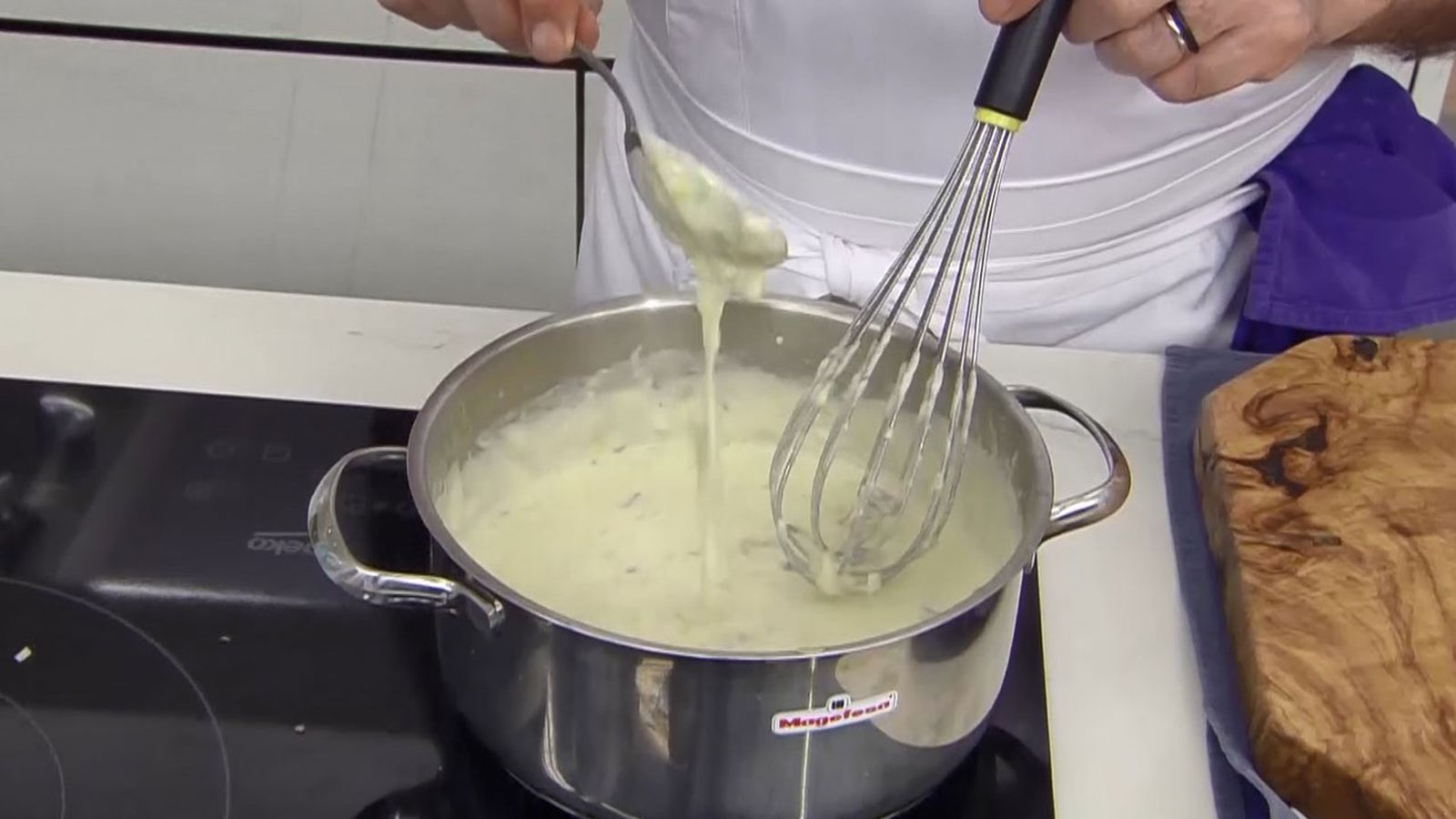 KARL6523 como hacer bechamel punto