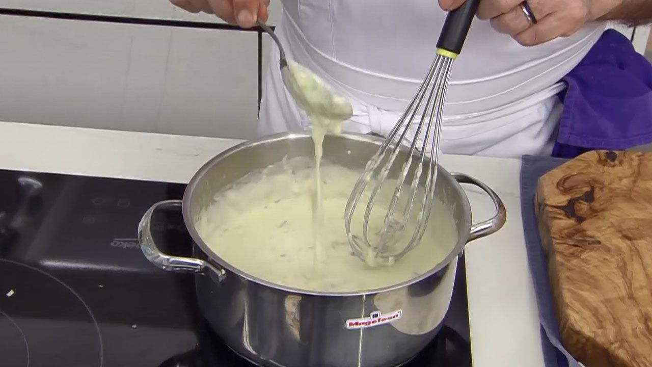 KARL6523 como hacer bechamel punto