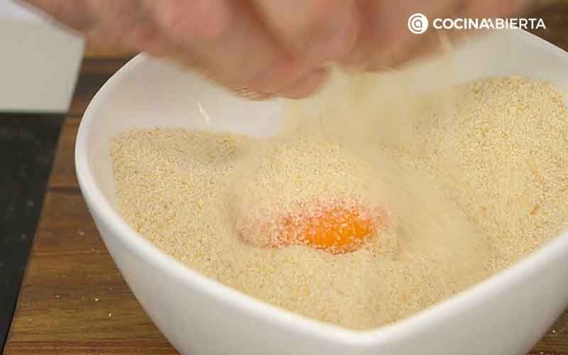 Empana la yema de huevo
