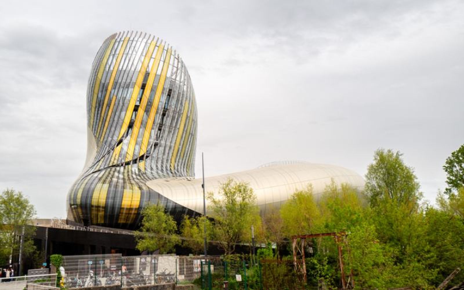 La cite du vin es una visita imprescindible en Burdeos
