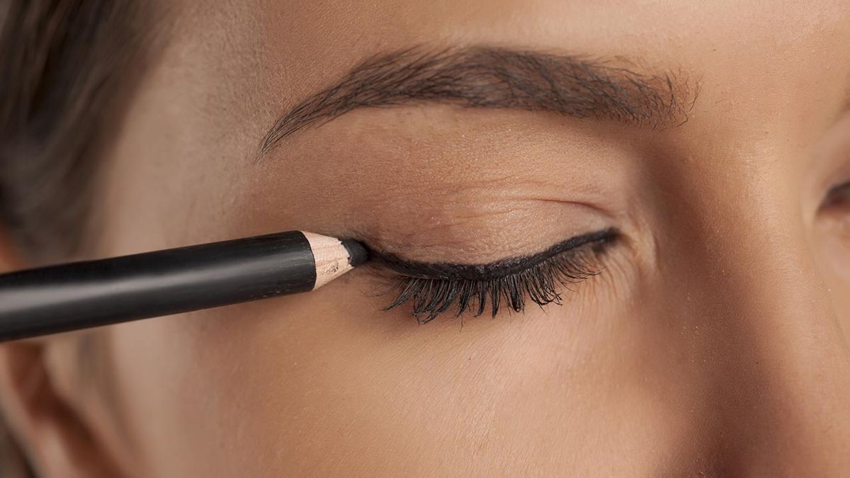 como hacer el eyeliner perfecto lapiz
