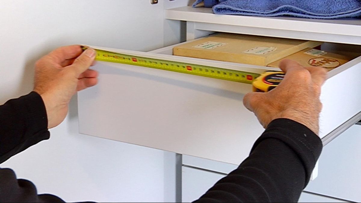 Colocar tiradores para cajones paso 2