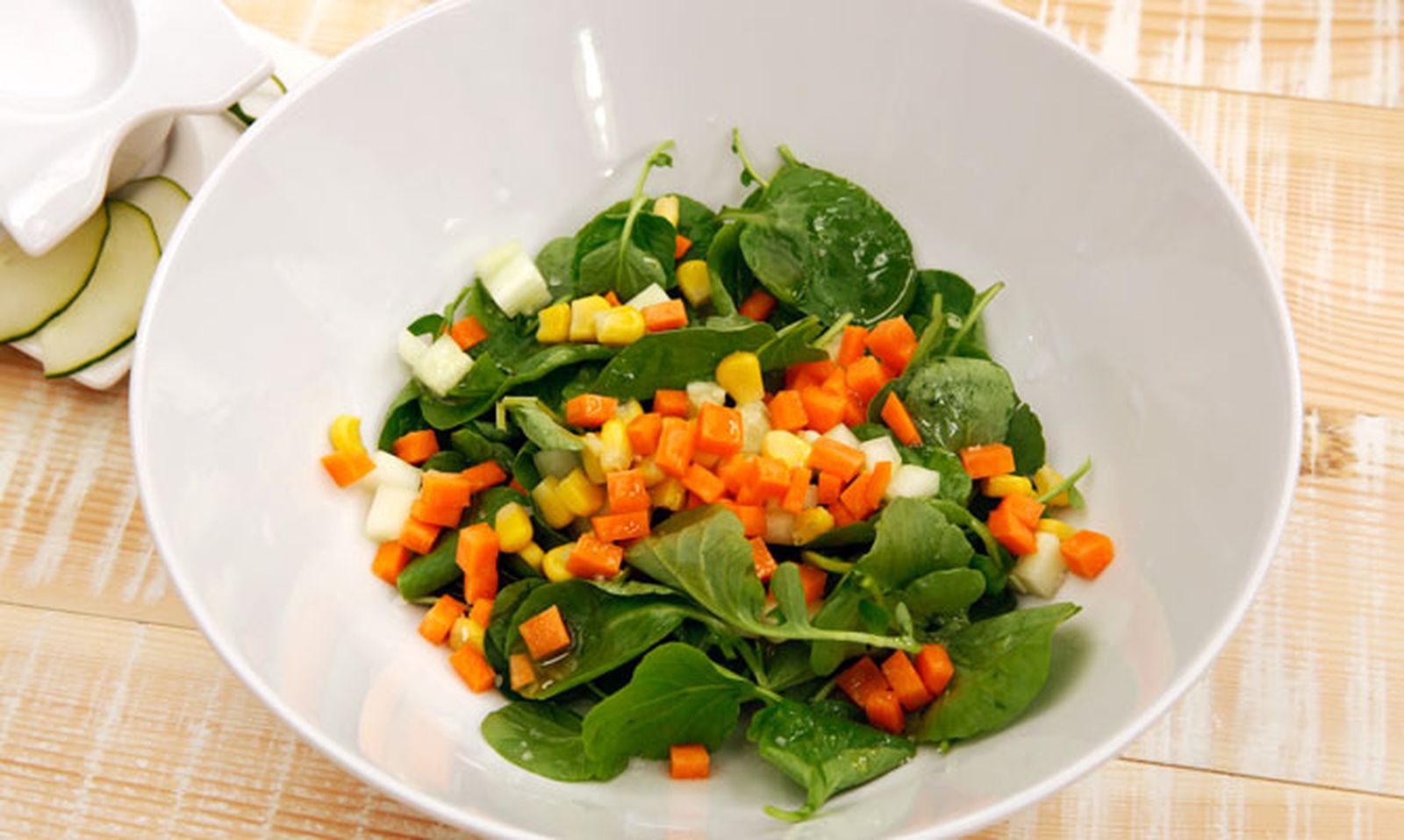 5426 2 Ensalada de berros con pepino y zanahoria xl