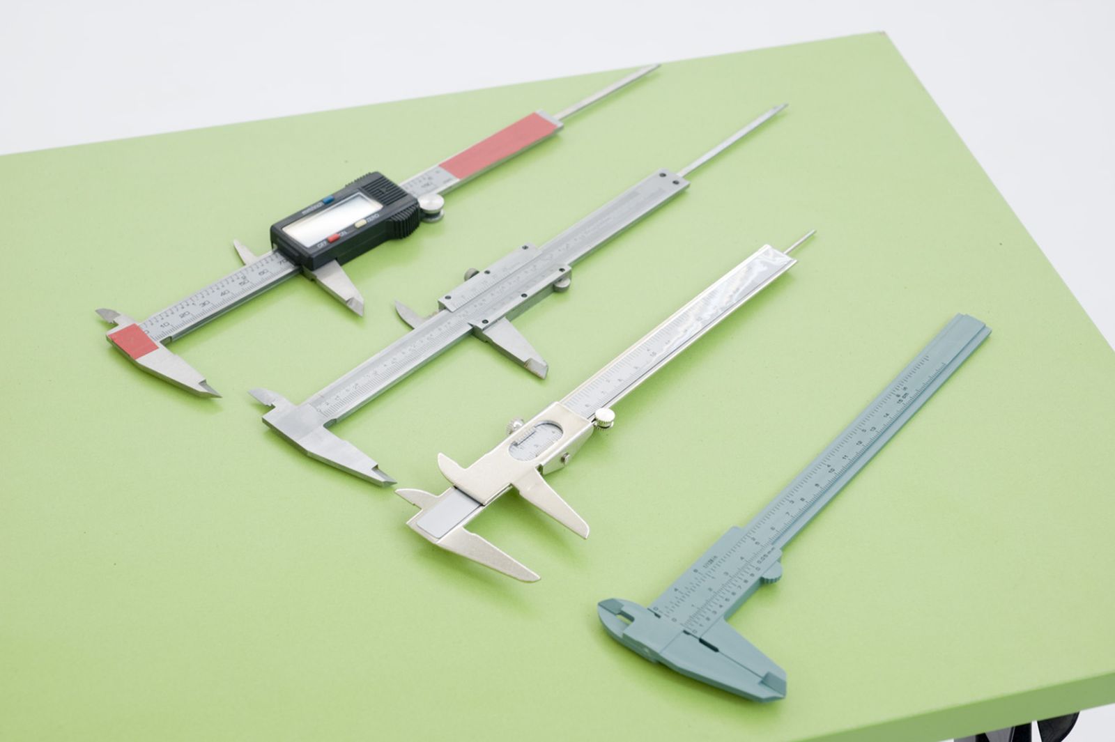 Bricomania 635 Usos del calibre xl