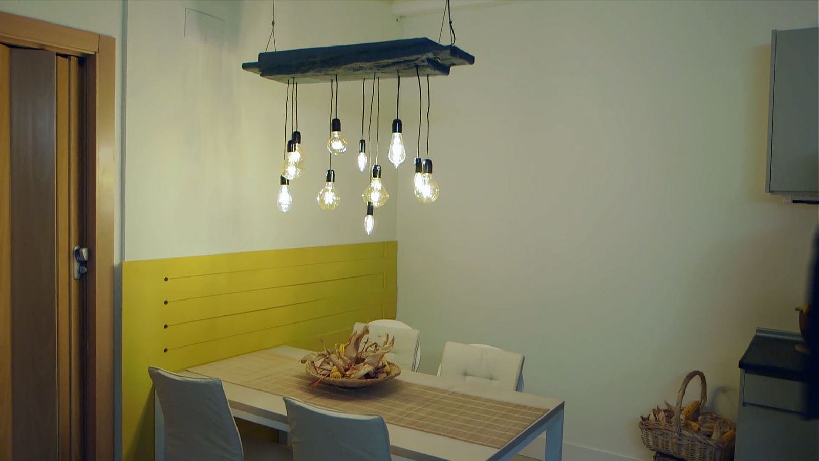 Cómo hacer una lámpara con una viga de madera