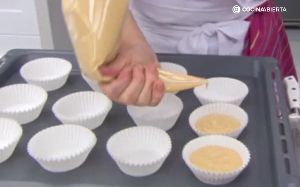 Magdalenas de fresa - paso 4