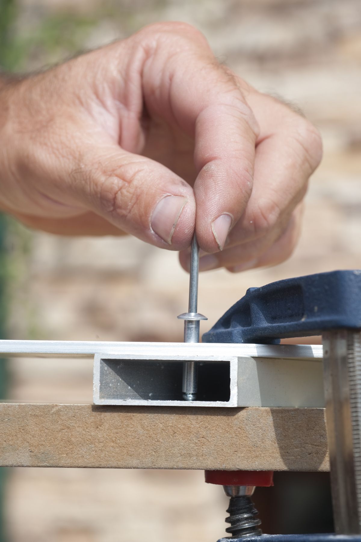 Técnica de remachado paso 2