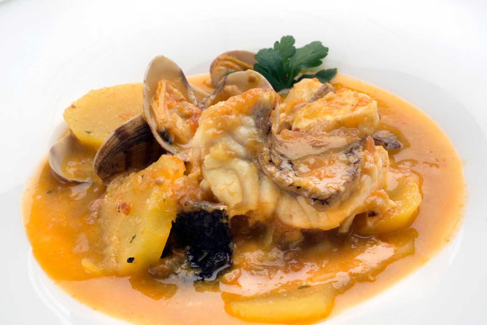 5581 1 Suquet de pescado y almejas (966) xl