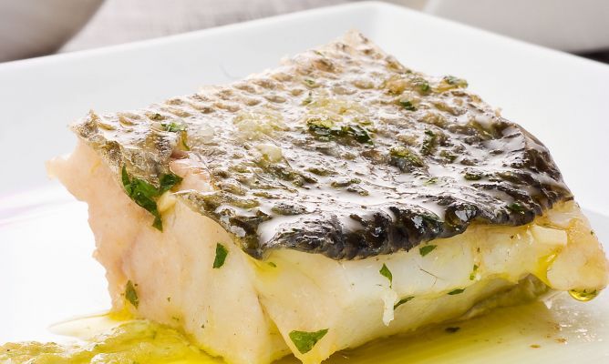 lubina con mojo verde