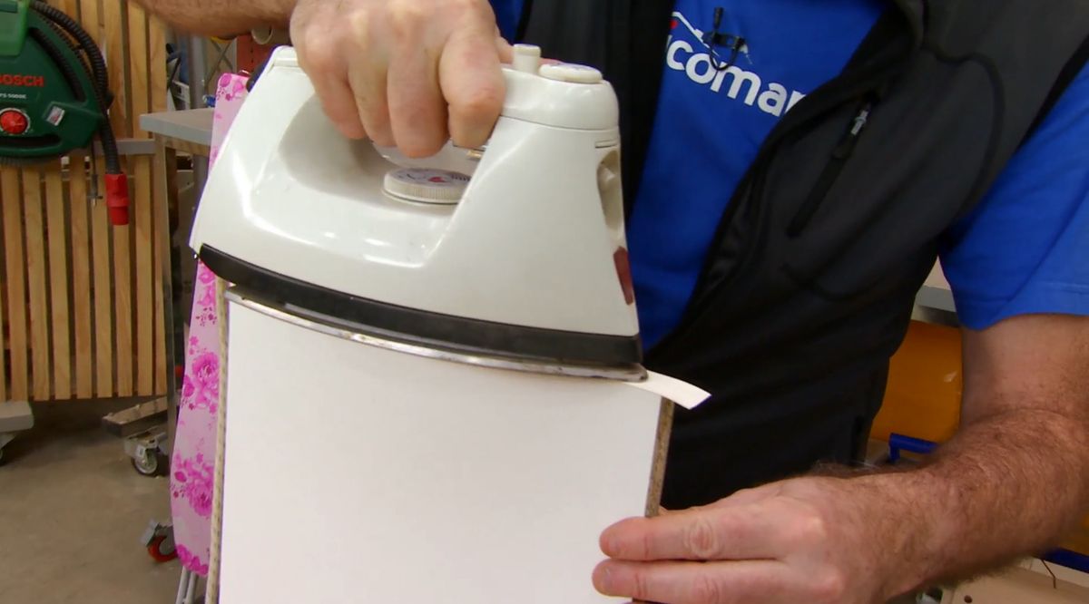 Armario para tabla de planchar oculta paso 3