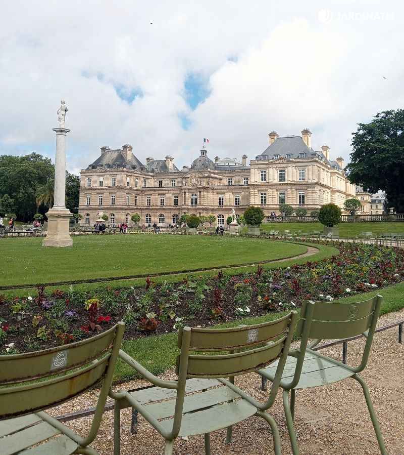El Palacio de Luxemburgo cuenta con unos 4.500 asientos móviles