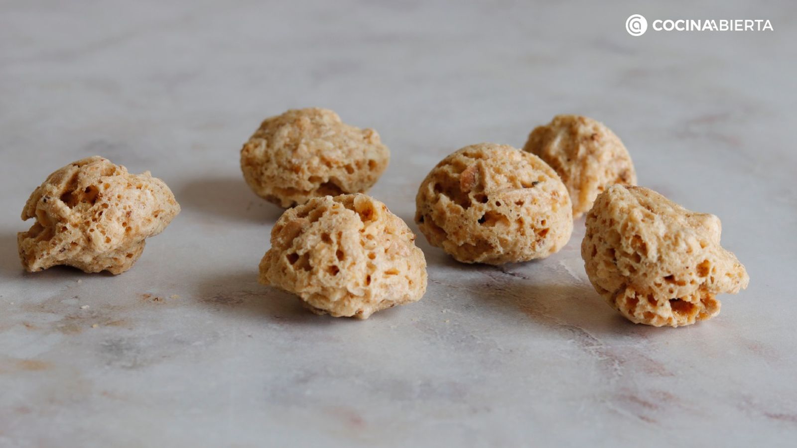 Snack de cacahuete con alto contenido en proteína de insecto (Tenebrio Molitor)