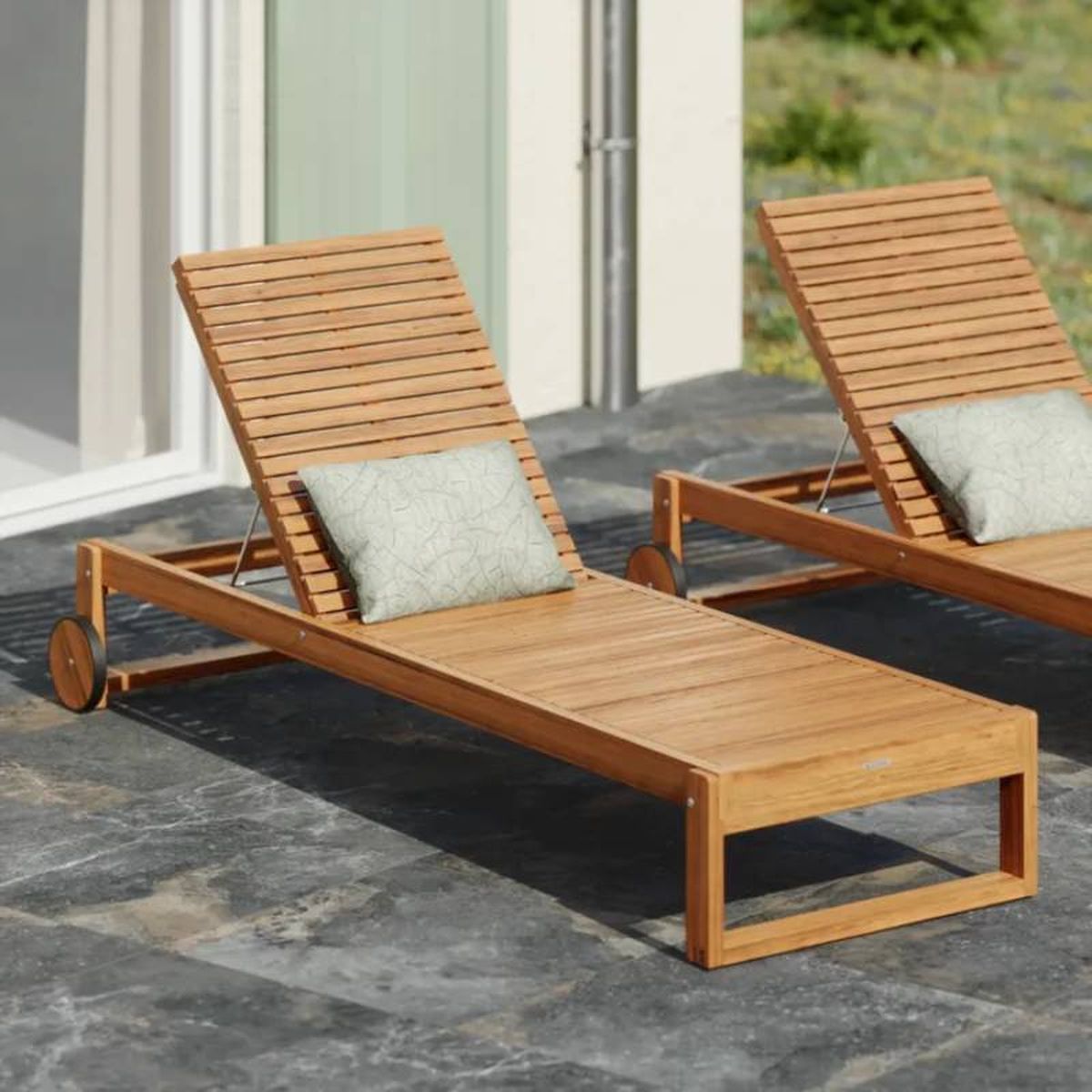 Tumbona de jardín NATERIAL Solaris II de Leroy Merlin.