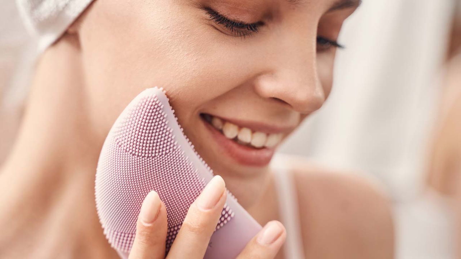 cepillos limpiadores faciales asi se usan y estos son los mejores