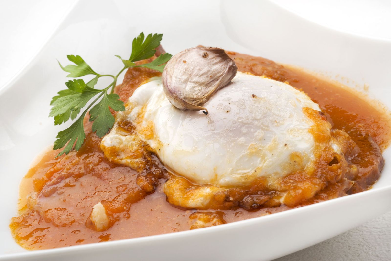 5813 1 Magras con tomate y huevo frito (1197) xl