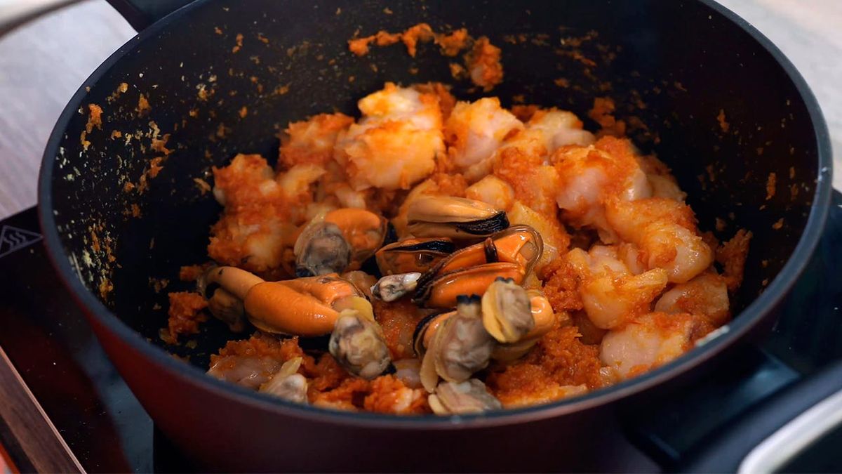 Receta de crema de marisco  paso 4