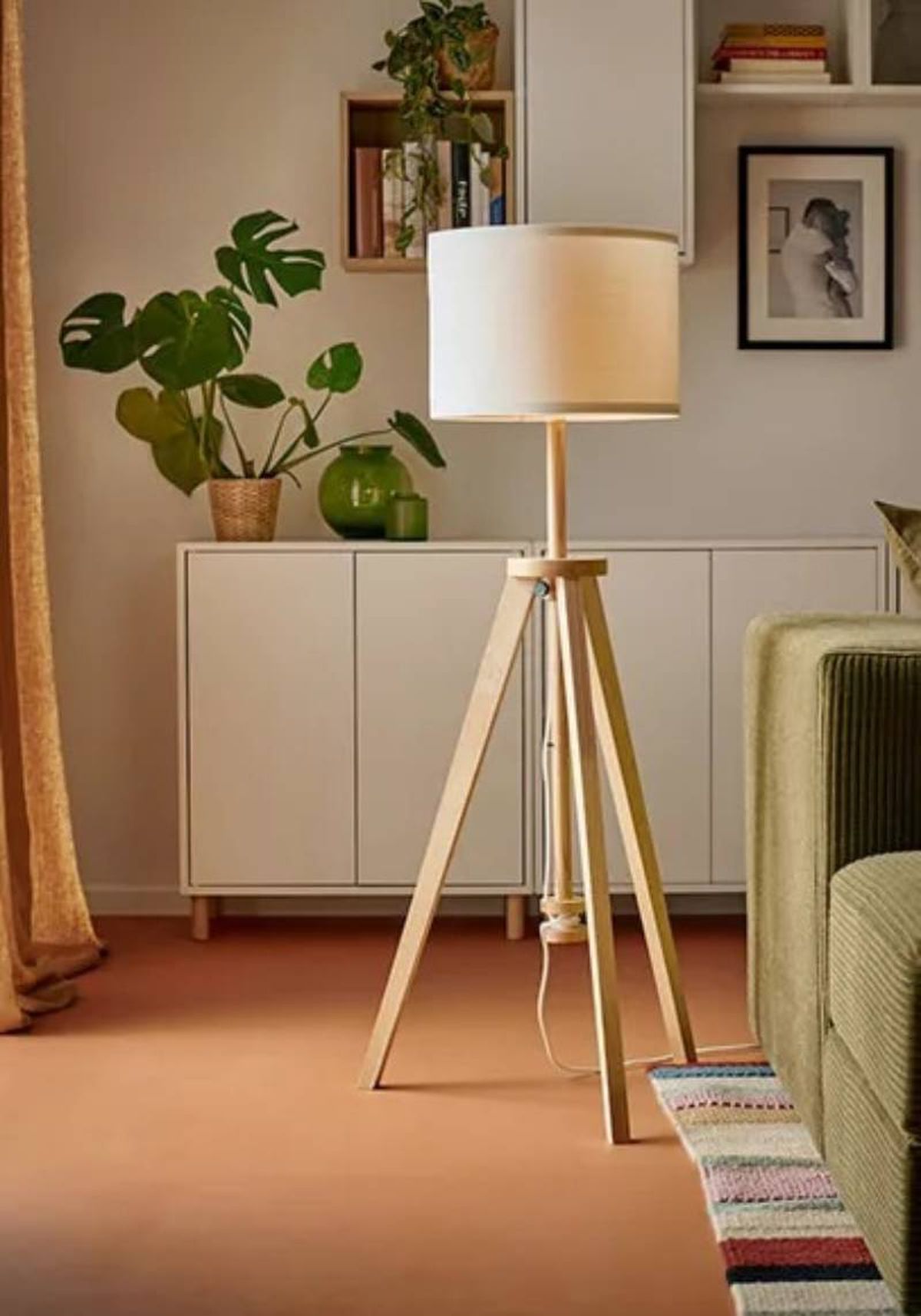 Lámpara LAUTERS de IKEA de estilo hygge.