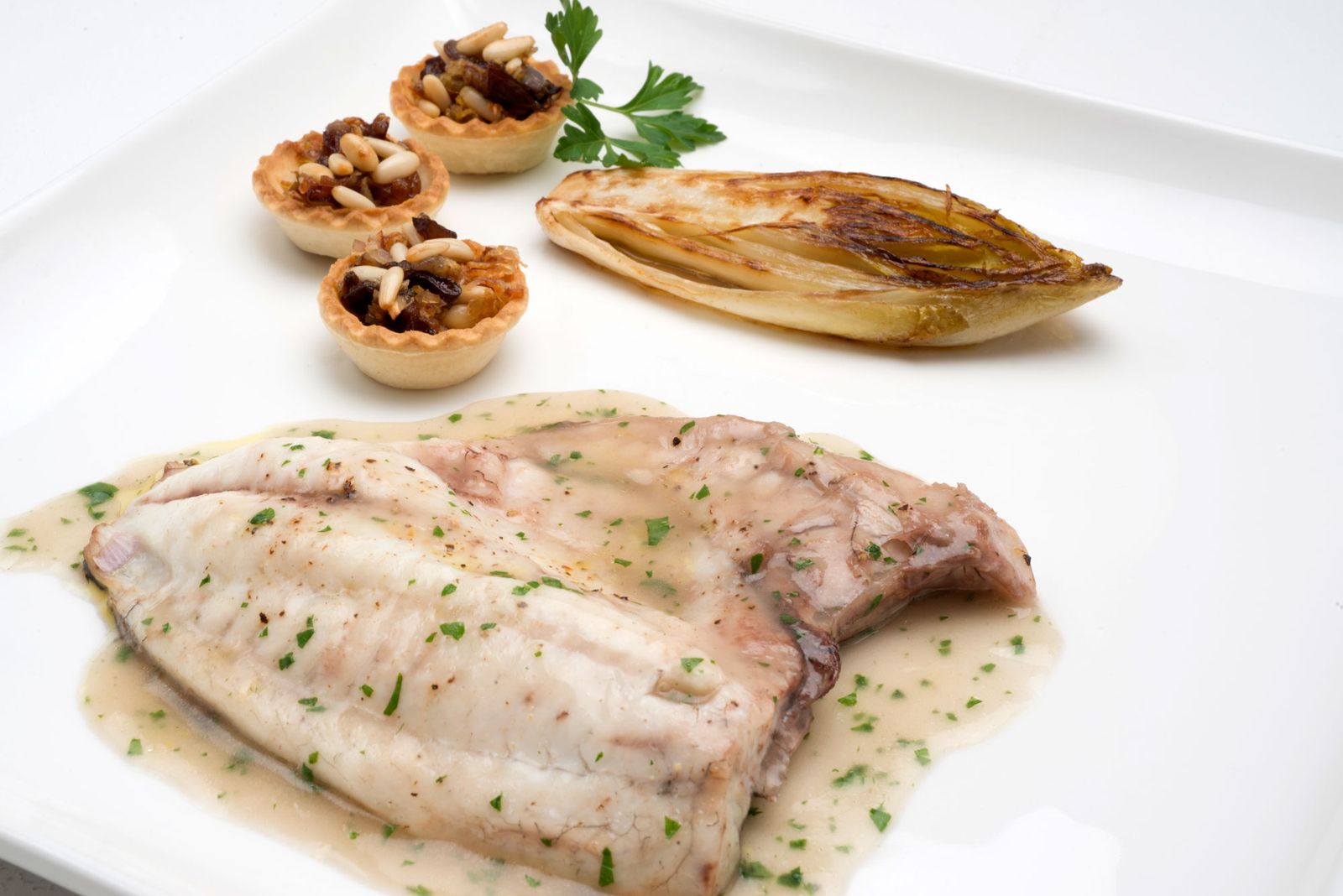 5662 1 Sargo con tartaletas de otoño (1047) xl