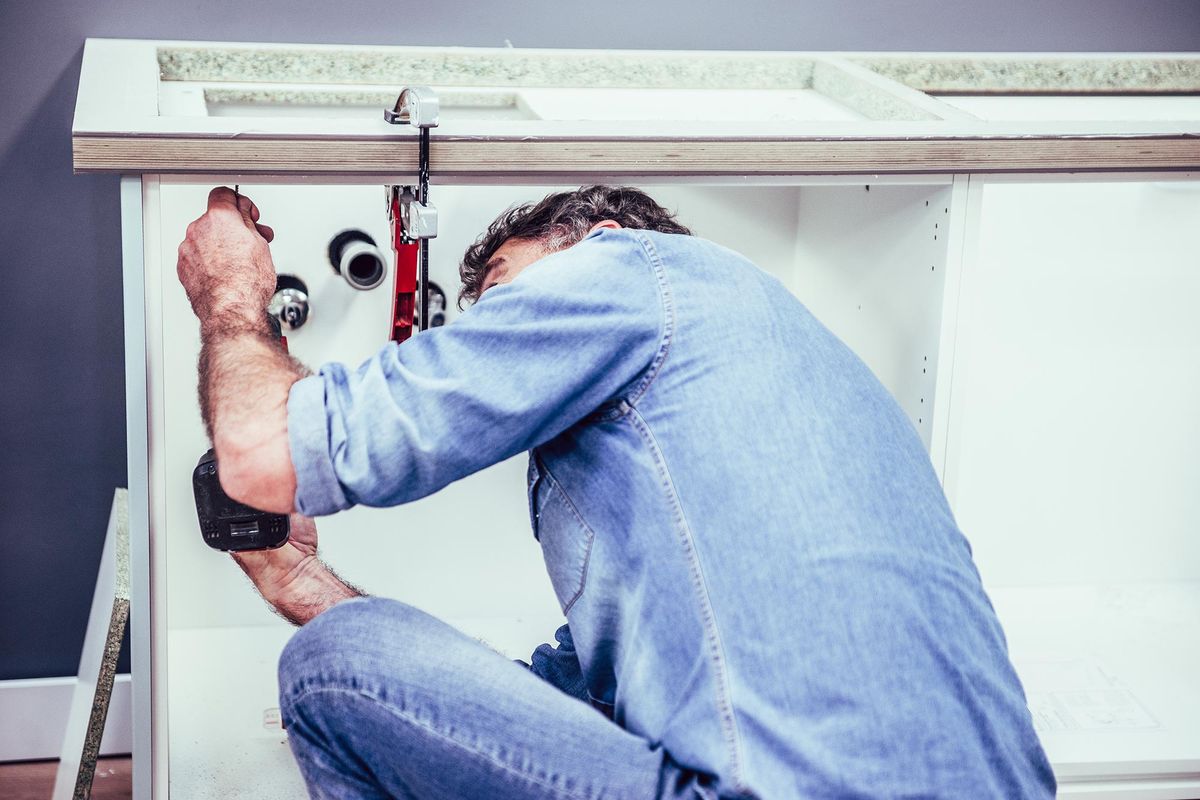 Instalar módulos de cocina en kit paso 7