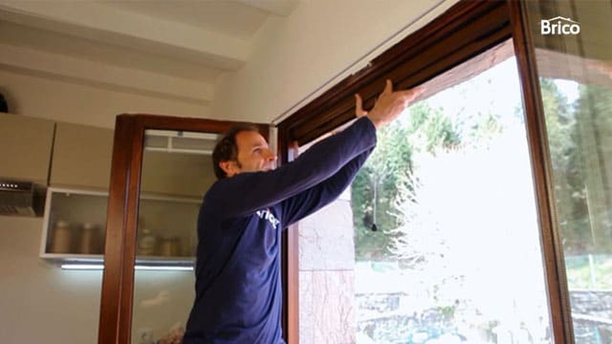 BRIC0951NV18 mosquitera ventana paso2