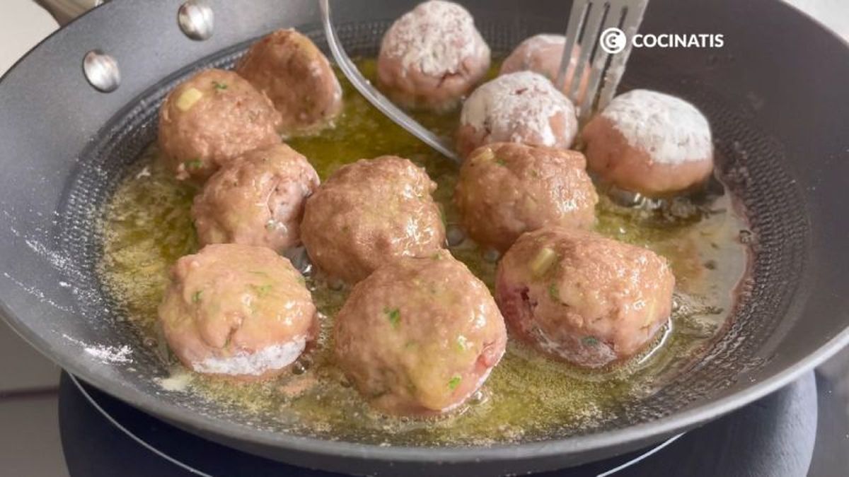 Doramos las albóndigas