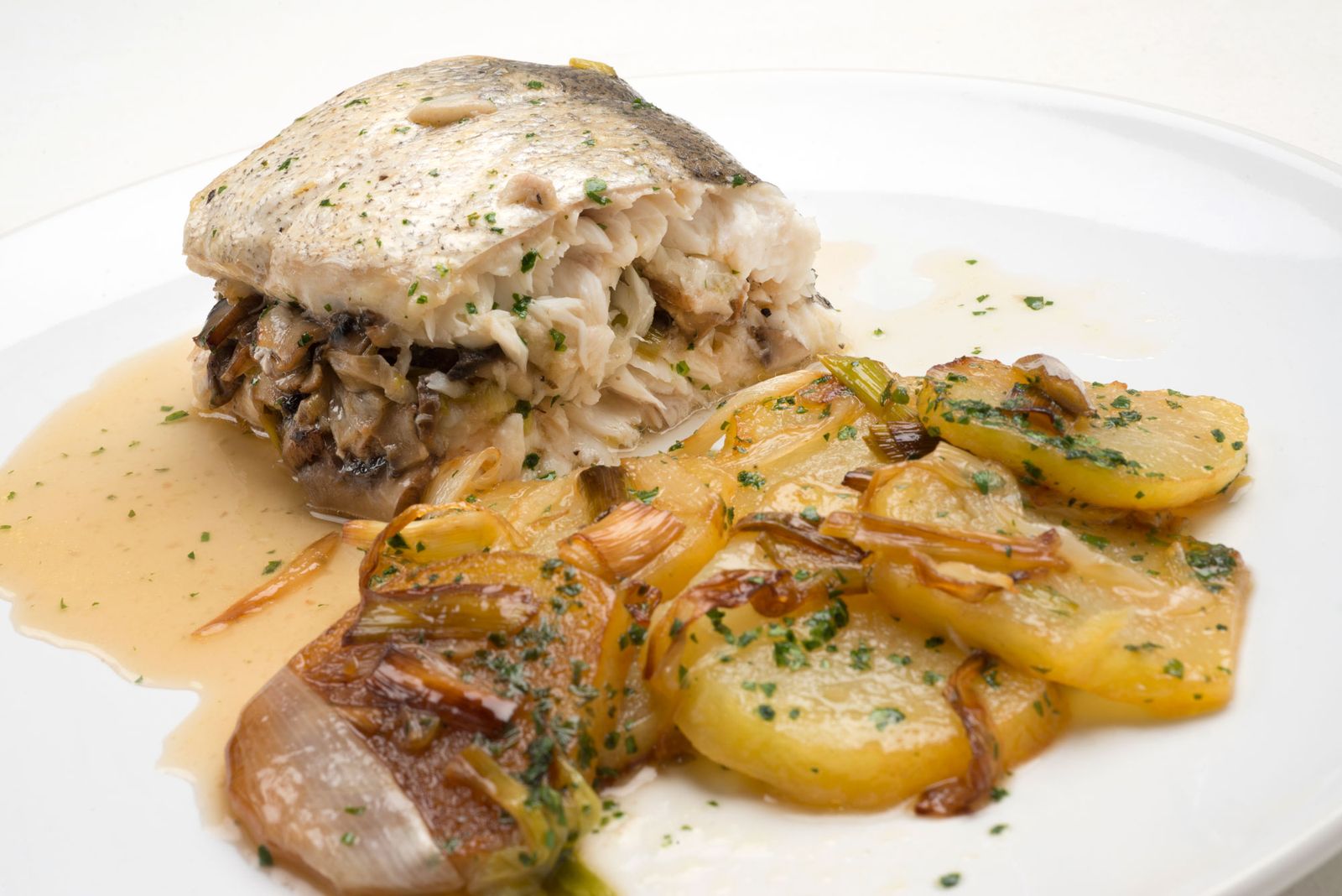 5687 1 Cola de merluza rellena (1072) xl