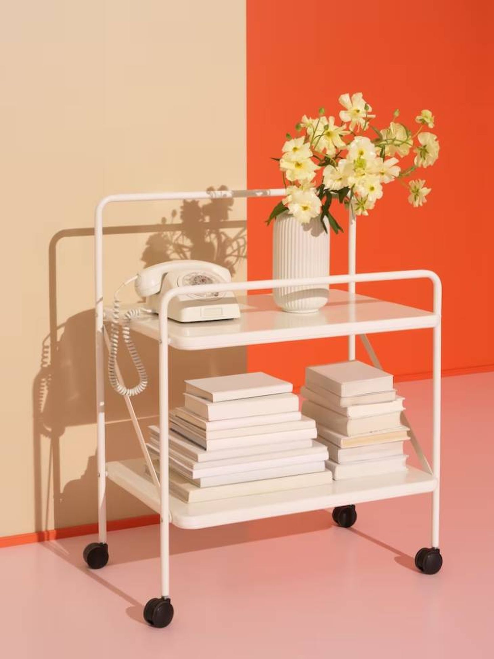 mesa auxiliar  JÄRLÅSA ikea