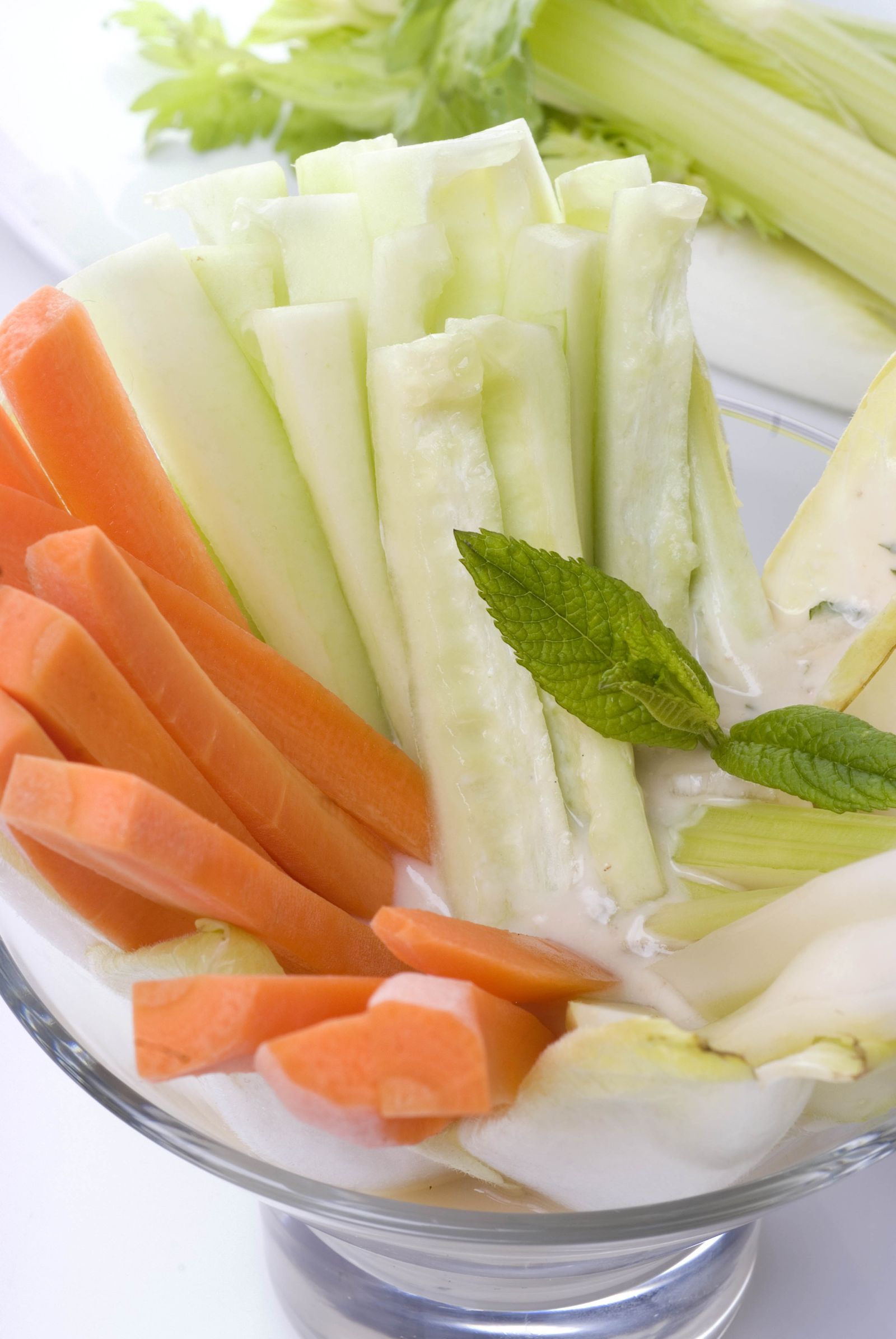 0201 (0279) Vegetales con salsa de yogur