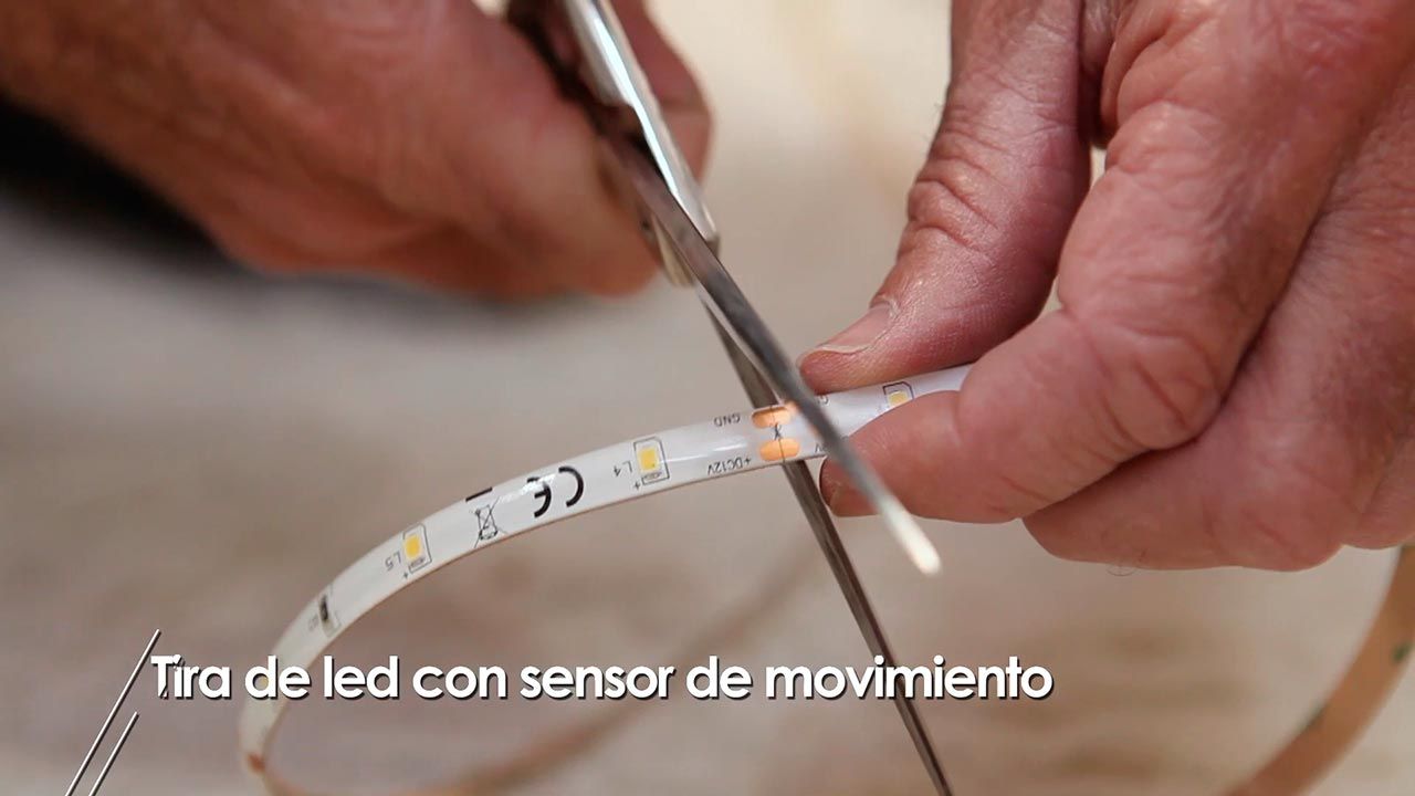 Como instalar tira de led con sensor de movimiento paso 1