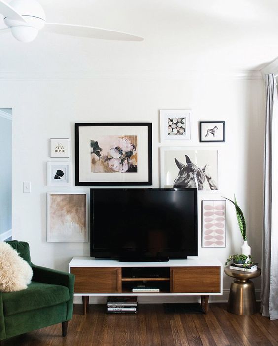 pared tv cuadros 2