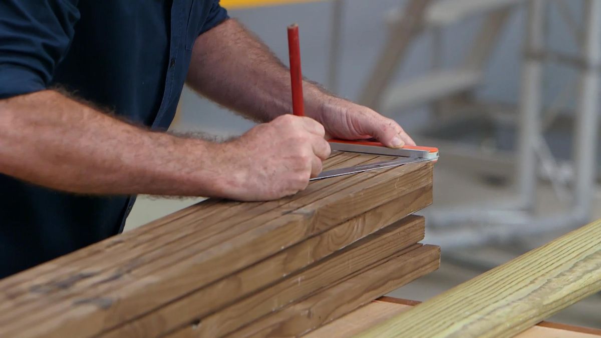 BRIC0957NV18 escalera exterior paso2