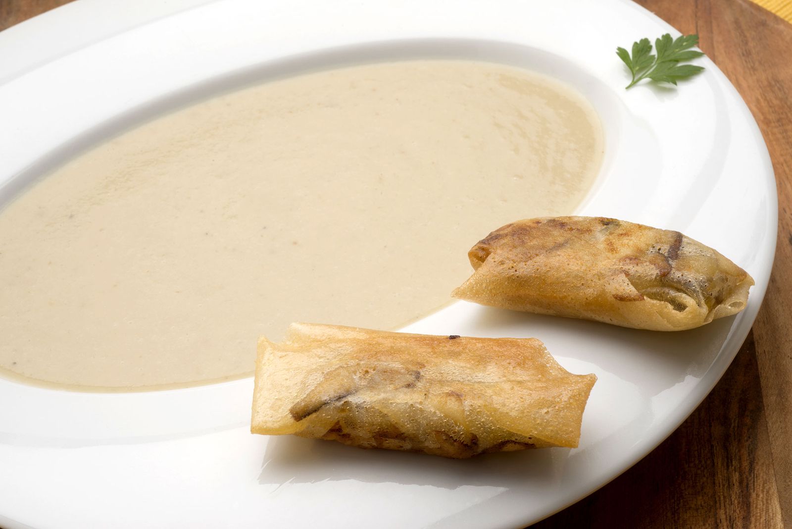 5868 1 Crema de hongos con sus bricks (1253) xl