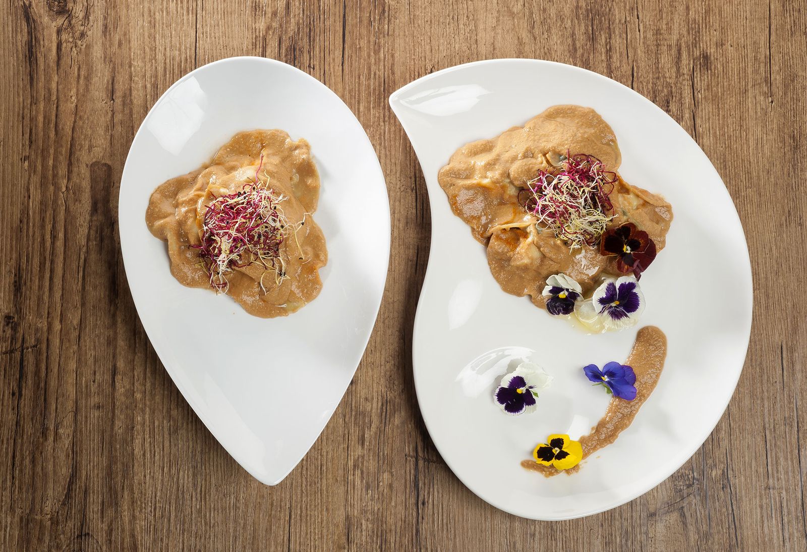 CABI0054 Josetxo Raviolis de cigala con salsa de marisco xl